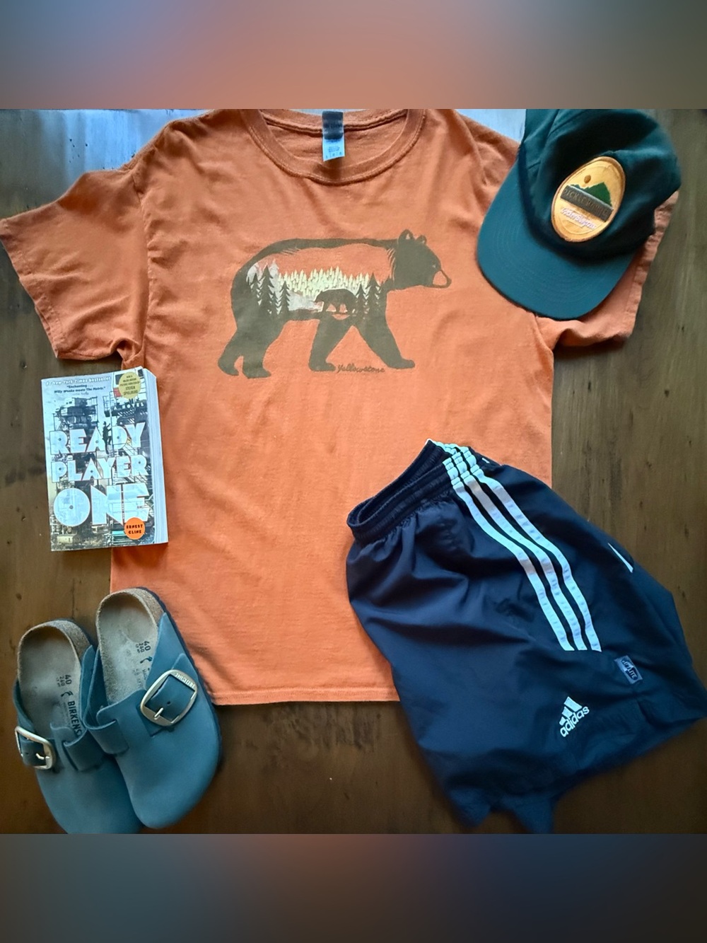 Gildan Yellowstone Bear Orange Cotton Graphic Outdoor Camping Granola Girl Tee